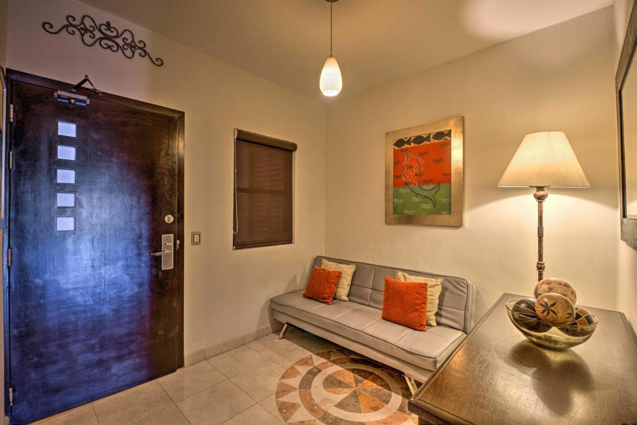 Apartment Beachfront With Pool Access! Playa del Carmen