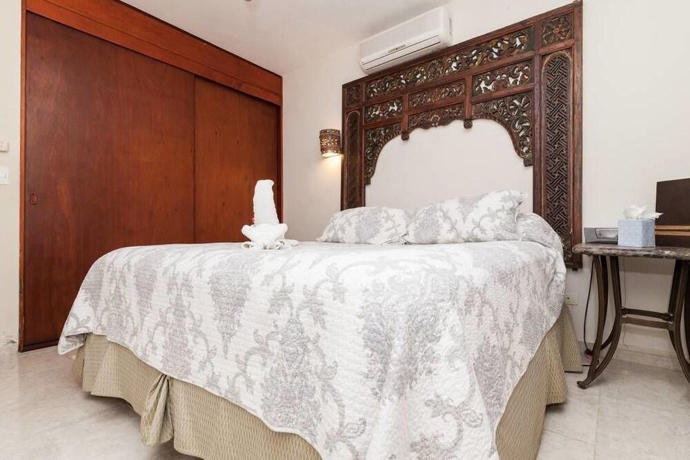 Casa Royal Palms By Playa Paradise *