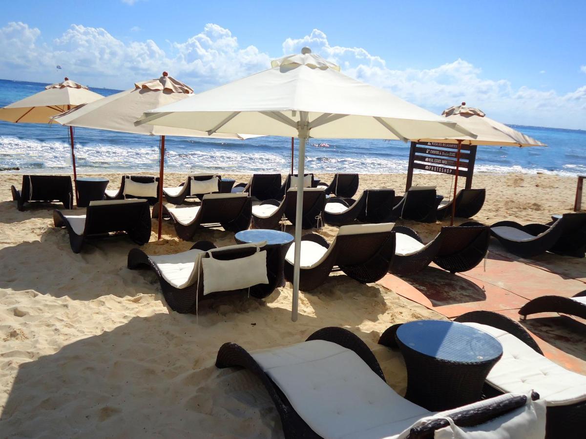 4 Bedroom Luxury Villa & 3 Bedroom Villa With Swimming Pool Close To The Beach
