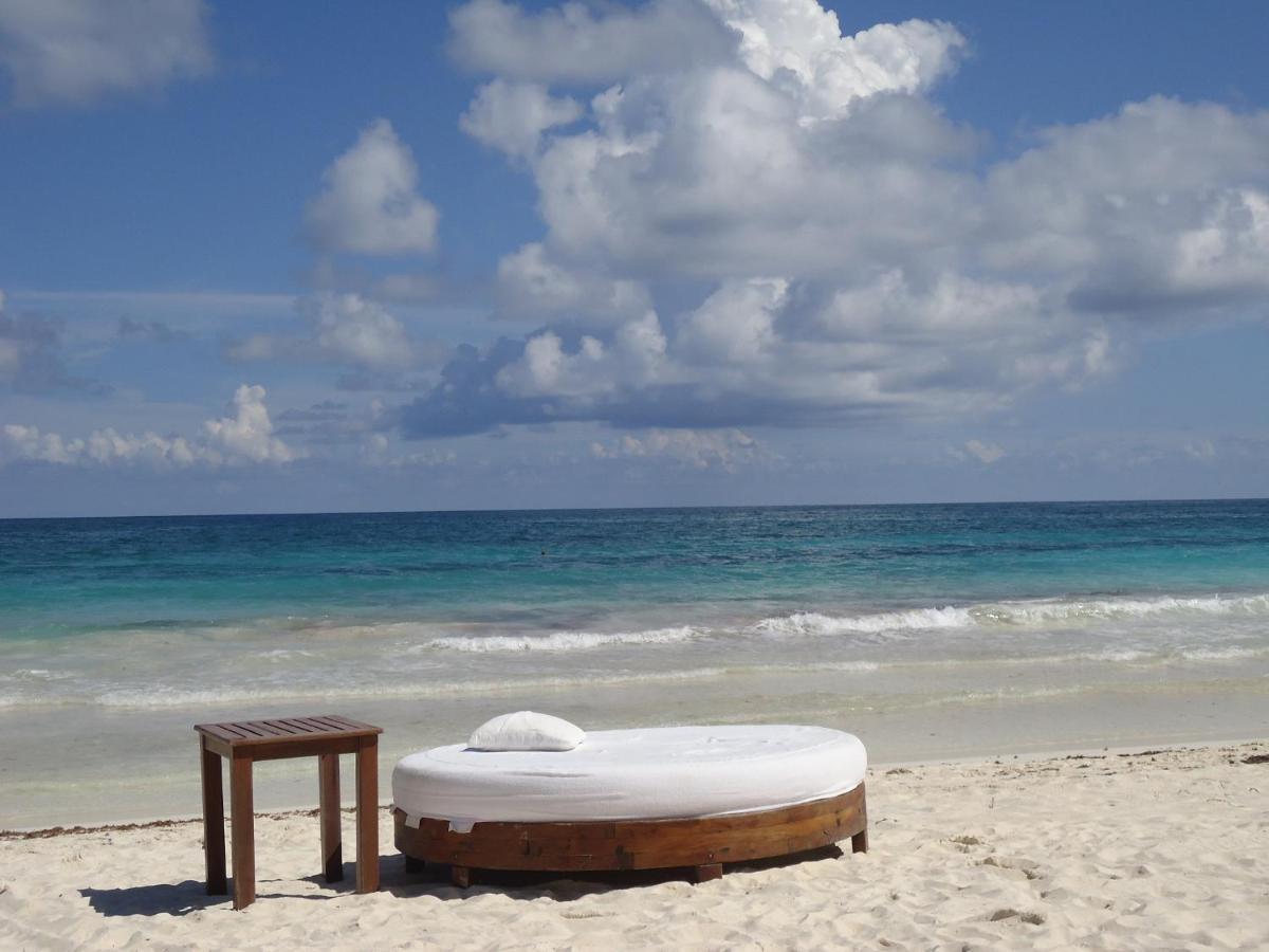 4 Bedroom Luxury Villa & 3 Bedroom Villa With Swimming Pool Close To The Beach