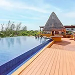 Fabulous Playa Getaway At 38Th And Beach Plus 2 Pools Onsite