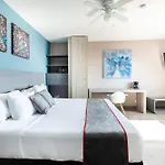 Bfh Attraction Deluxe Hotel
