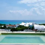 2 Beds Pool View Modern Apt/Parking, Gym, Rooftop - 405 Musa