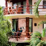 Villas Sacbe Condo Hotel&Beach Club