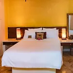 Villas Sacbe Condo Hotel&Beach Club