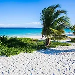 Beach House Playacar I