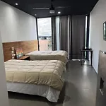 Mia Center Hotel