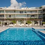 3 Bedroom Ocean View, Gym/Parking