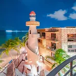 Condo Surf 301 - Luxury Oceanview Beachfront With Gym - At El Faro Condos