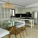 Casa Caramelo