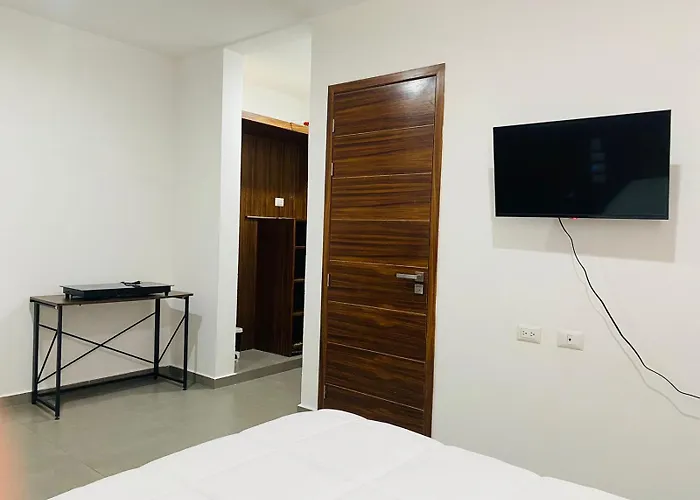 Mia Center Hotel