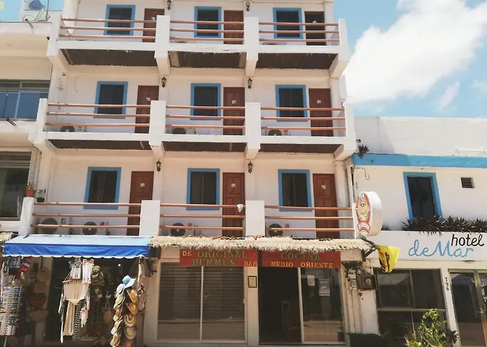 De Mar Hotel