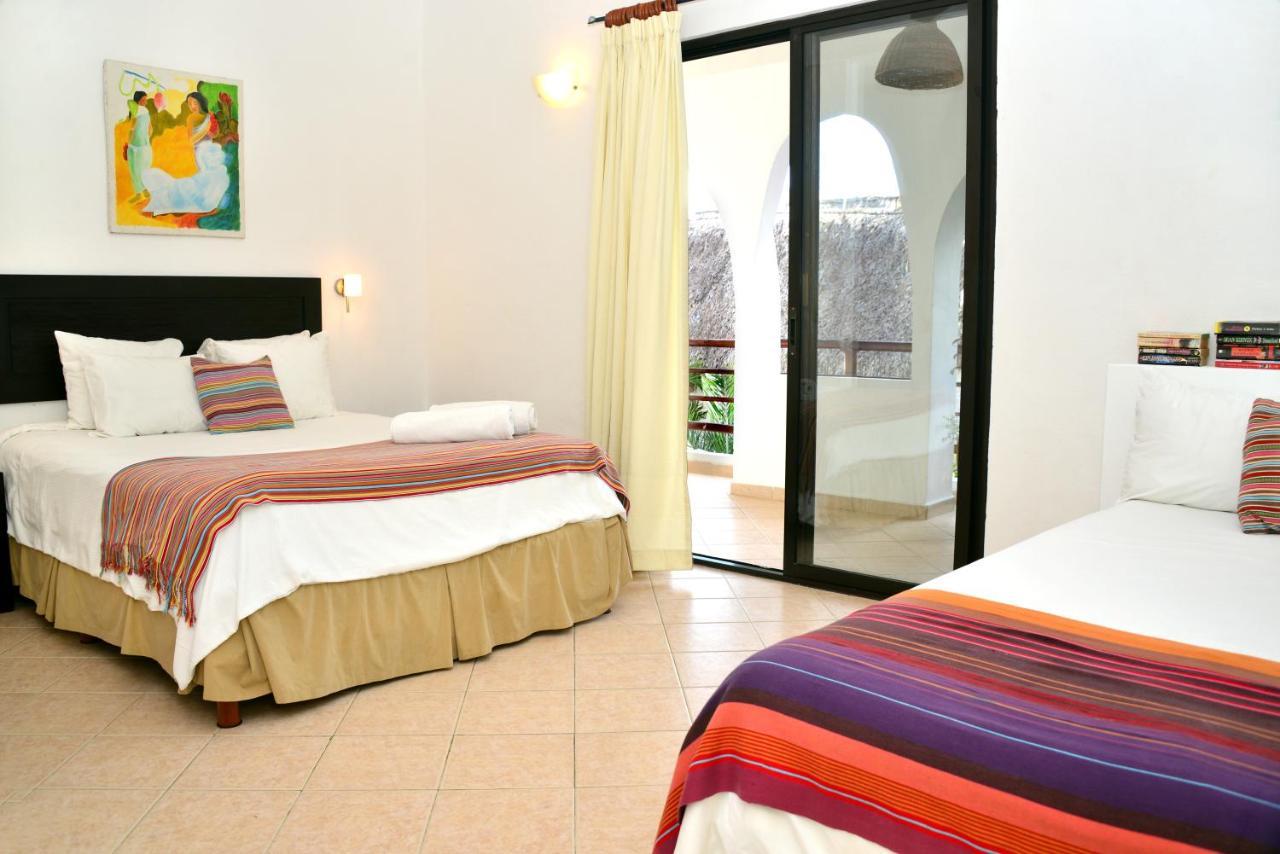 Club Yebo Hotel