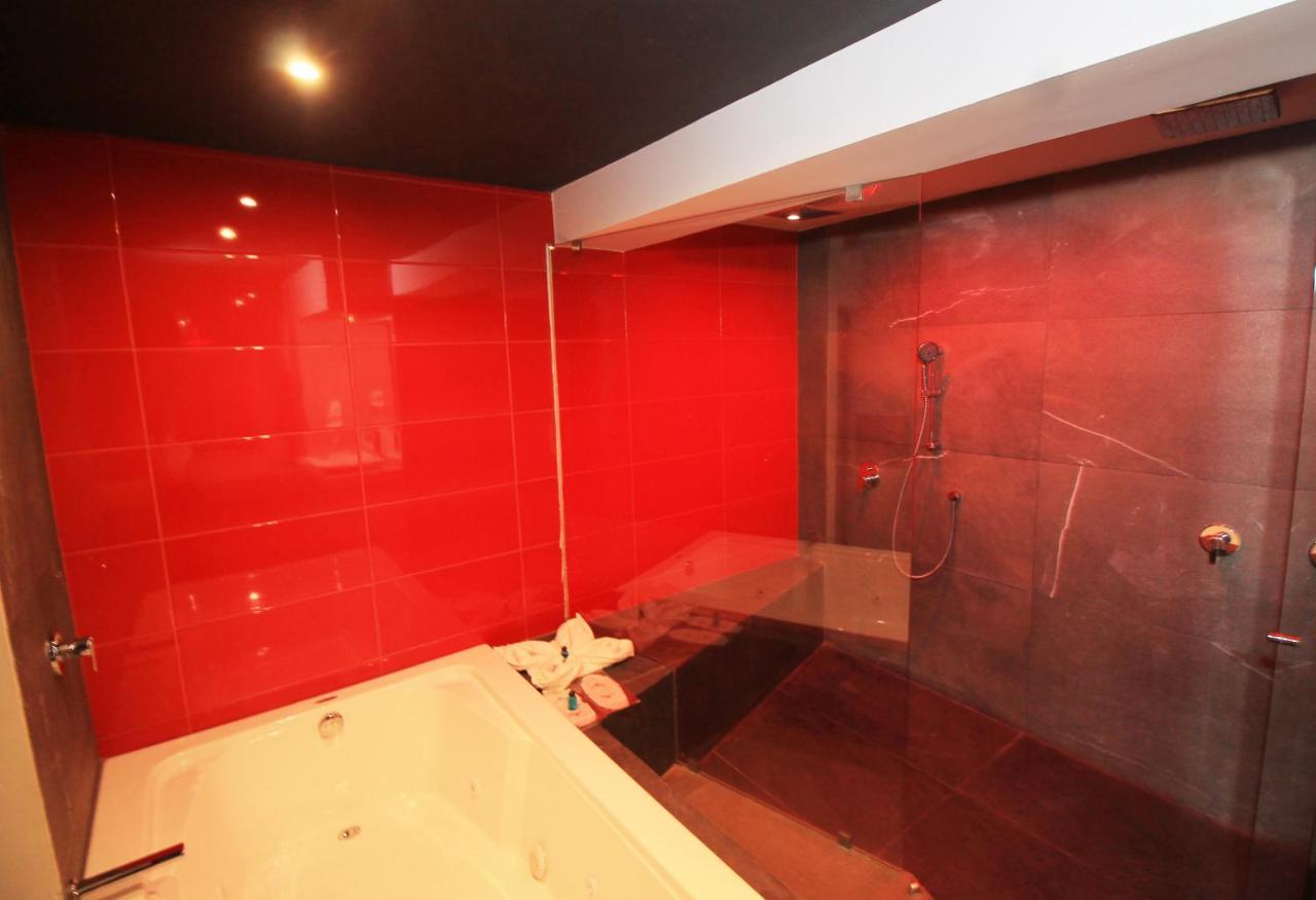 Hotel do amor Intimissimo 85 *