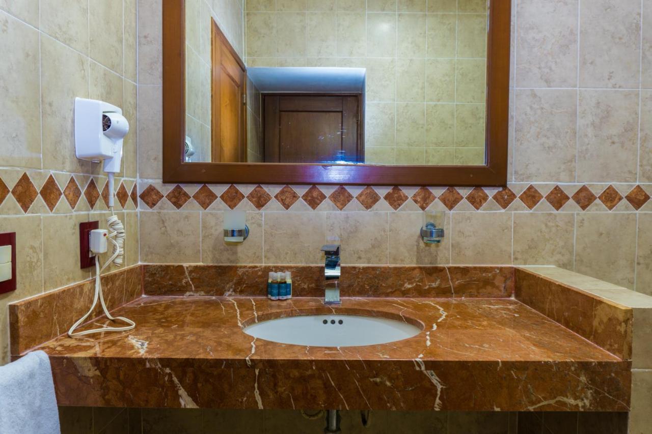 Apartment Paseo Del Sol Reef 202