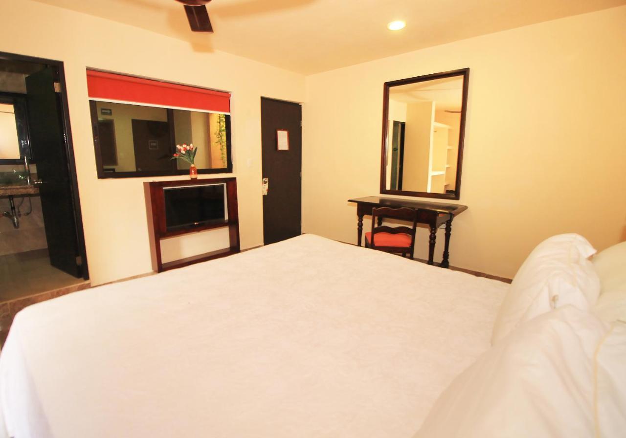 Papagayo Boutique