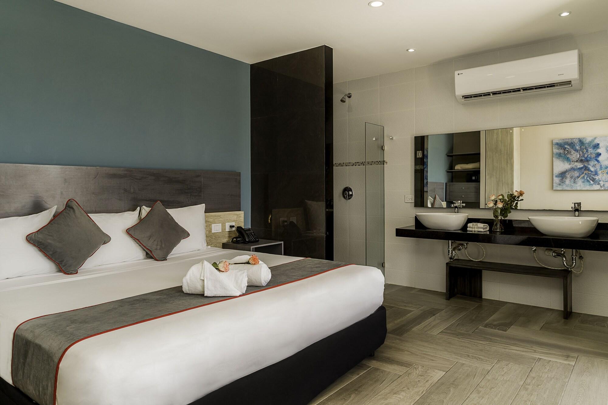 Bfh Attraction Deluxe Hotel Playa del Carmen