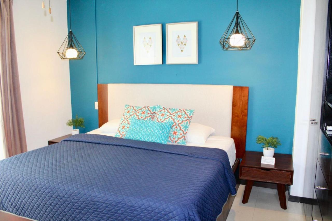 Centrally Located Apartment In Pdc *