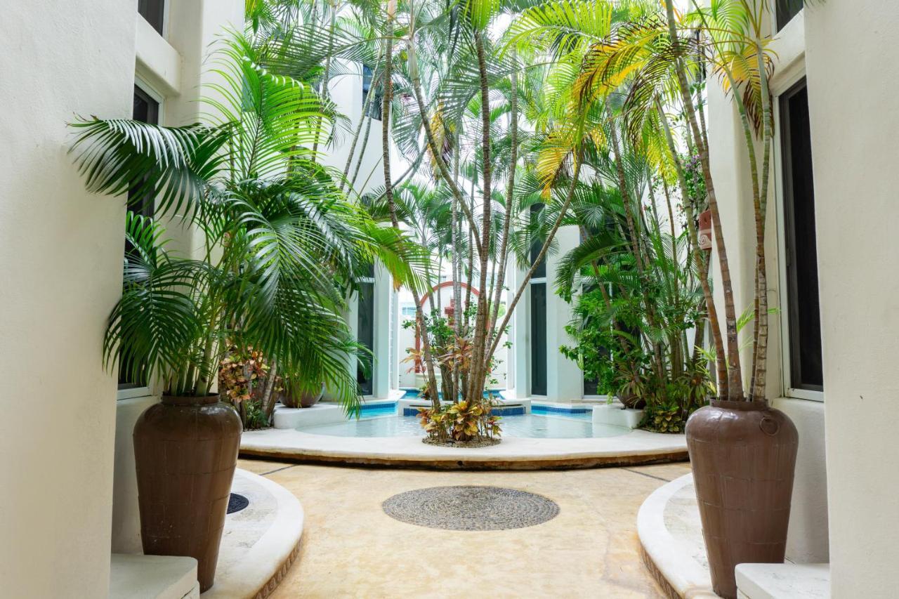 Apartment Royal Palms 8 *