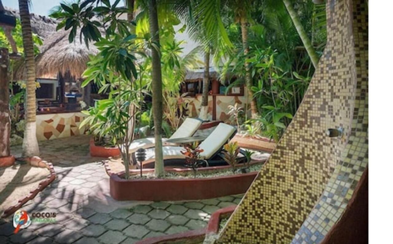Khách sạn Cocos Adults Only 3*