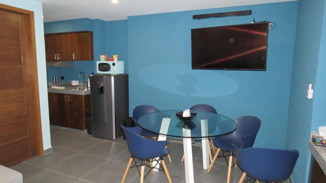 Gorgeous Duplex Mamitas Jacuzzi 3bd Lock-out Apartment *