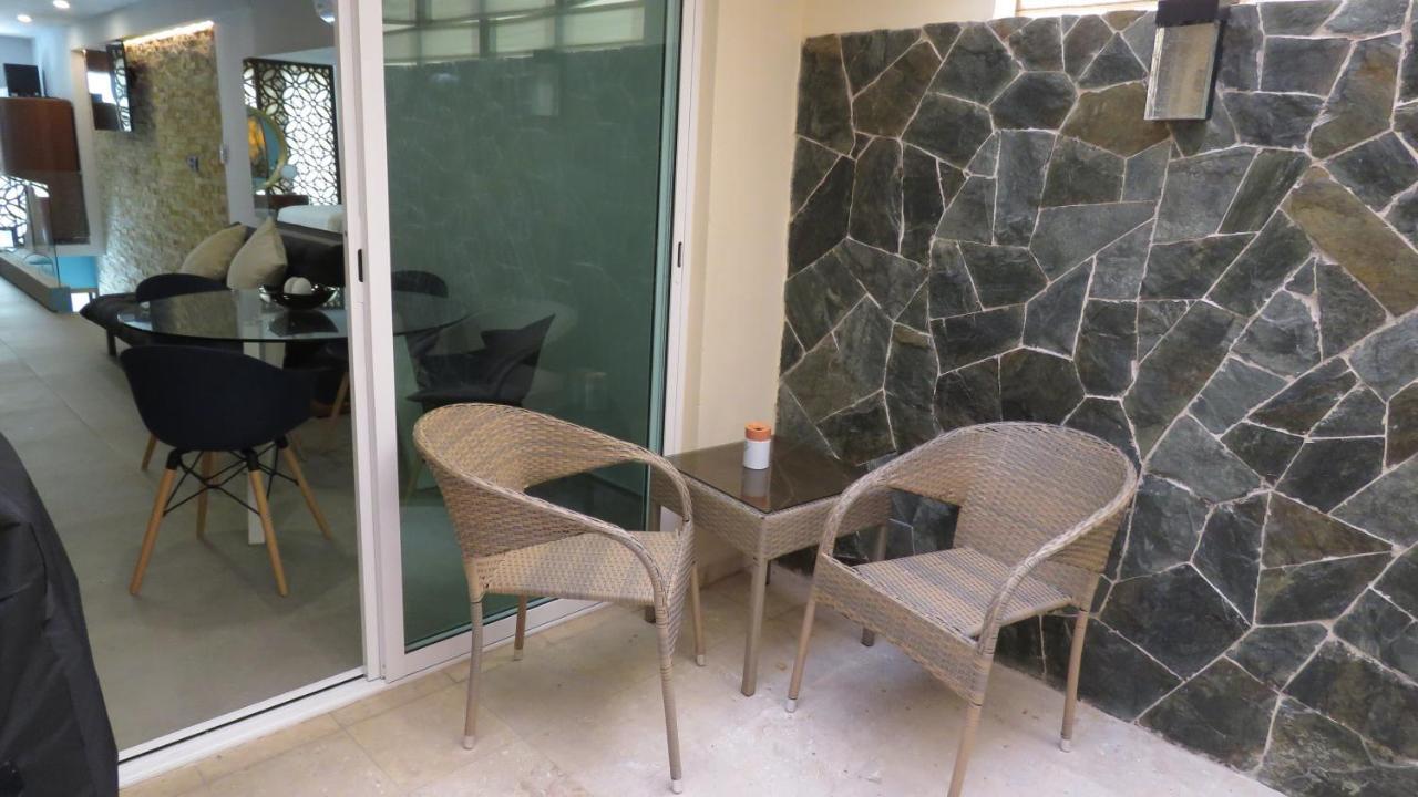 Apartment Gorgeous Duplex Mamitas Jacuzzi 3bd Lock-out *