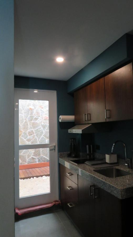 Gorgeous Duplex Mamitas Jacuzzi 3bd Lock-out Apartment *