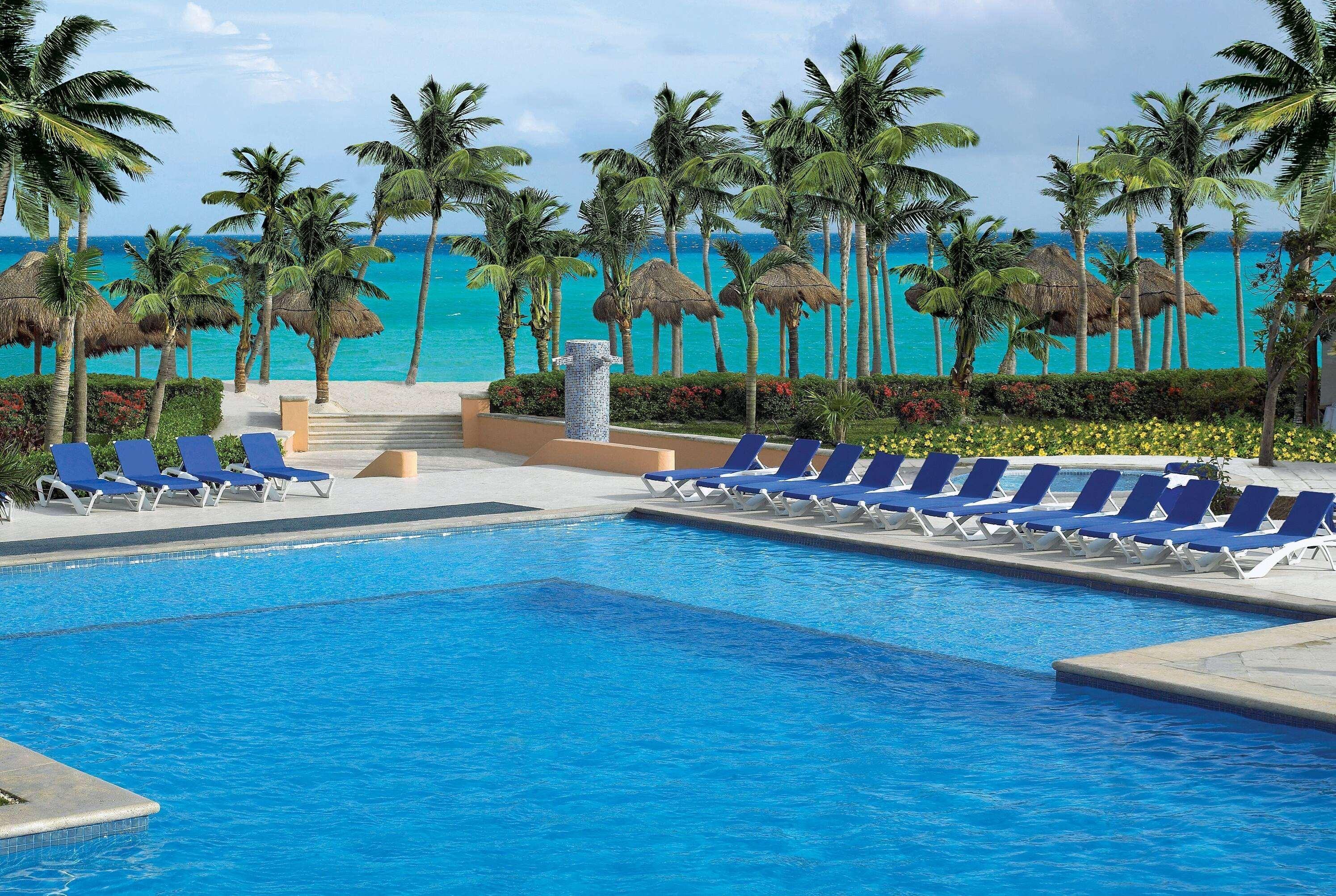 Viva Azteca By Wyndham, A Trademark Resort Playa del Carmen