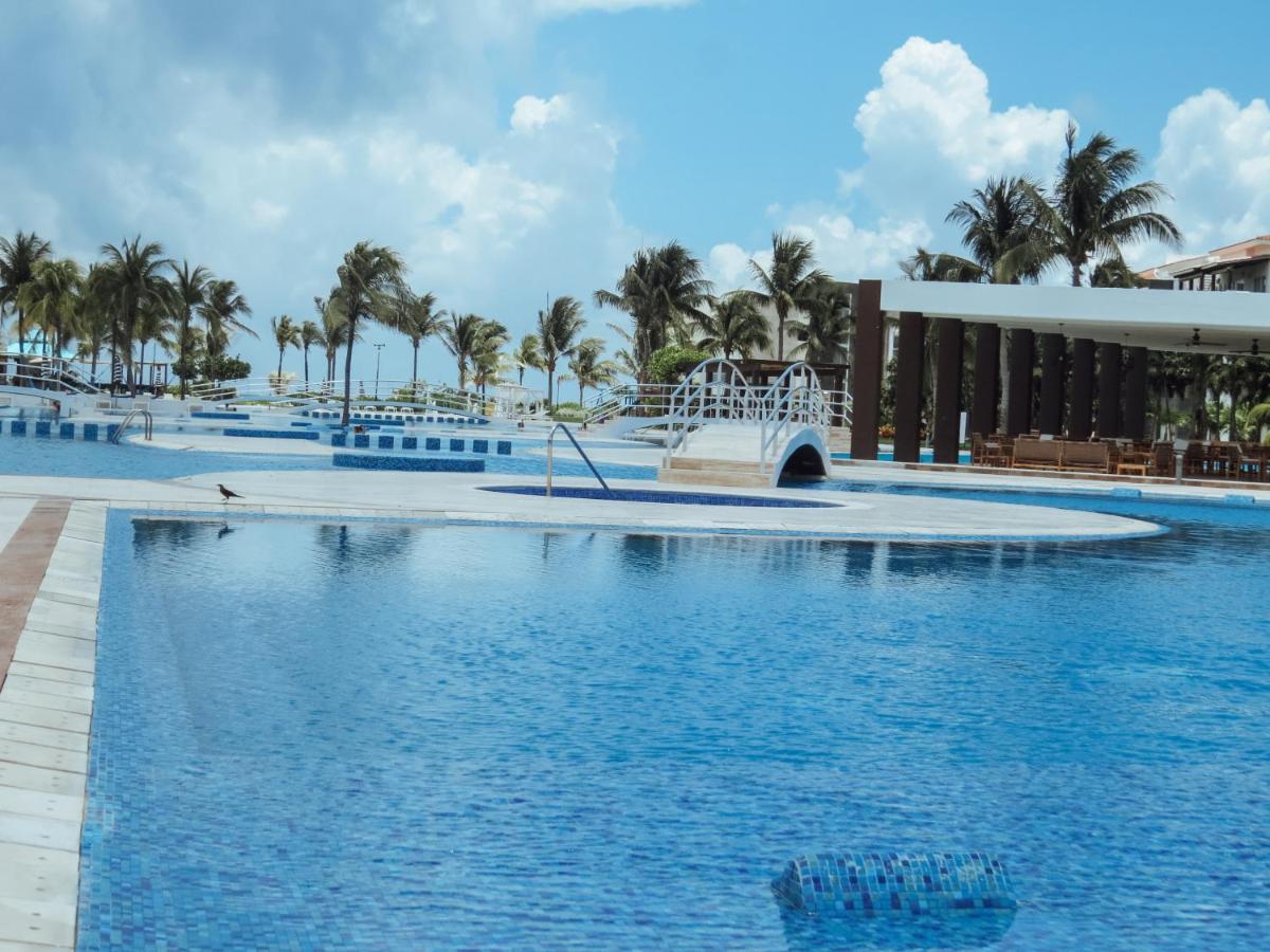 Impecable Y Lujoso Departamento Frente Al Mar En Mareazul Del Club De Golf Corasol
