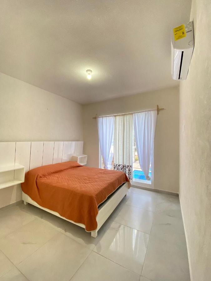 Caribe Turquesa, Departamento Completo, *