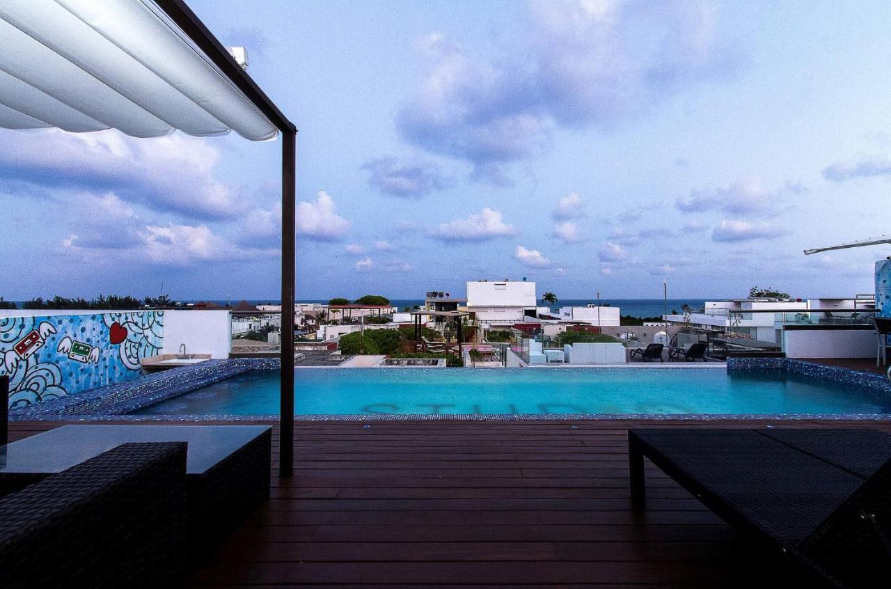 Breathtaking 2 Bedroom, Private Terrace Bbq