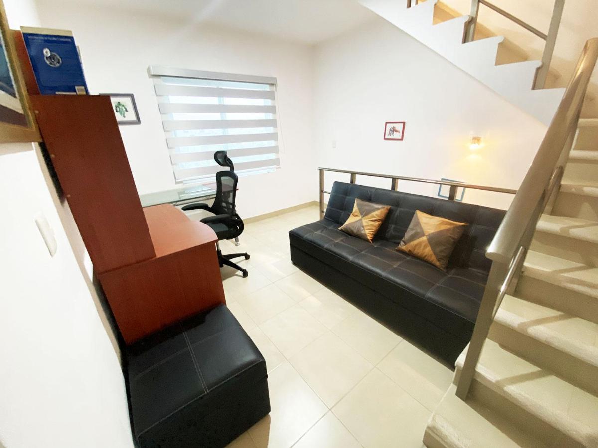 Geek-chic Townhouse Holiday home *