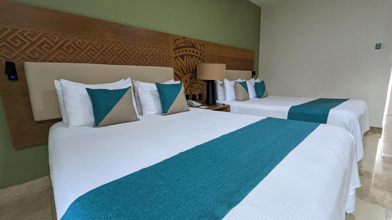 Viva Azteca By Wyndham, A Trademark Resort 4*