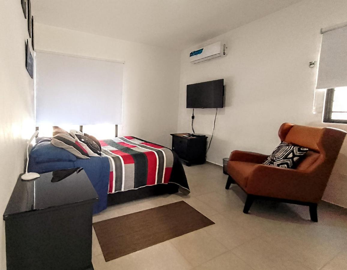 Casa En Privada Con Alberca, Excelente Para Vacaciones Y Descanso Playa del Carmen