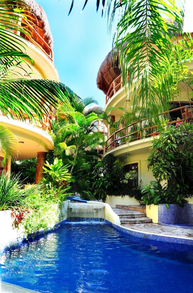 Hotel Sacbe Hotel&beach Club 3*