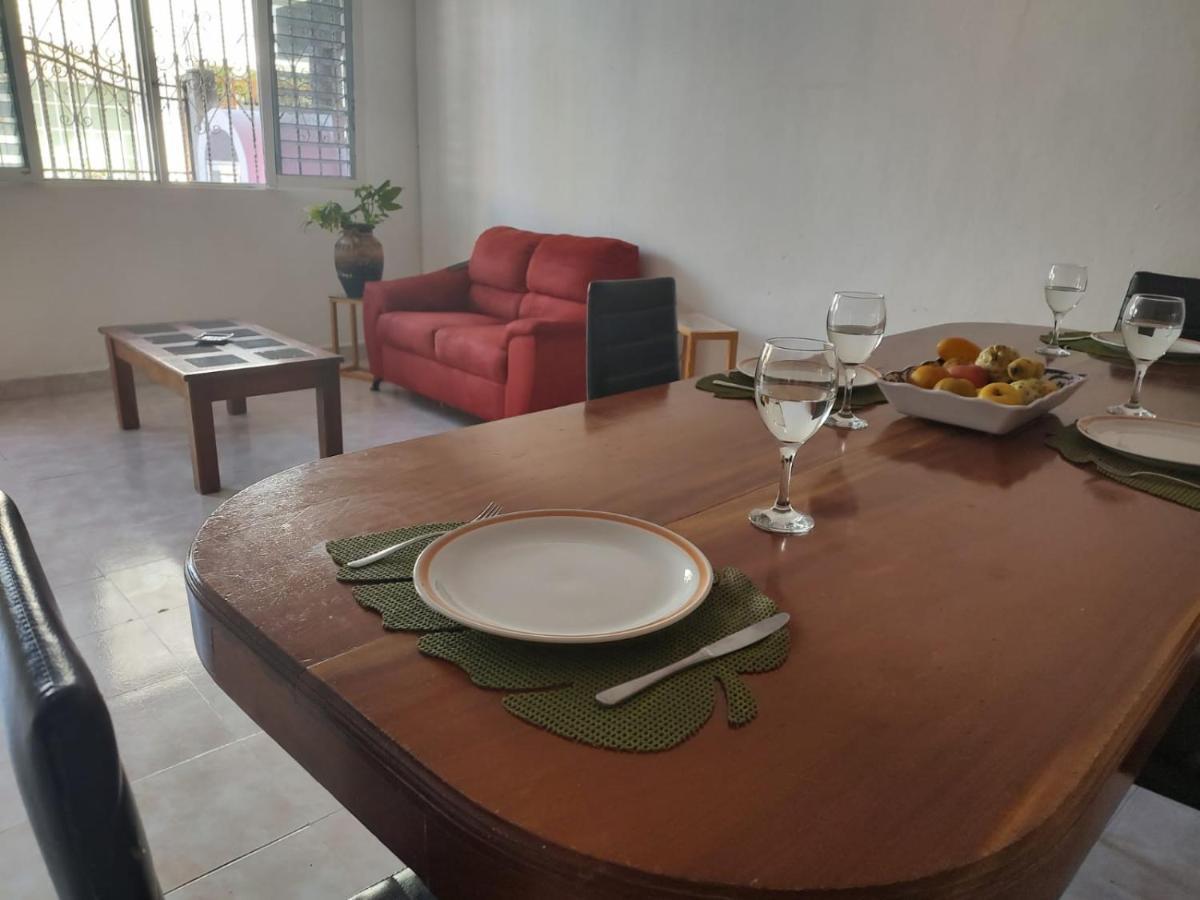 Bed & Breakfast Casa Bugambilias Playa