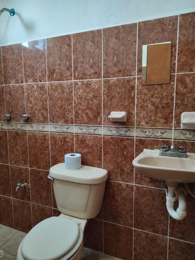 Casa Bugambilias Playa Bed & Breakfast *