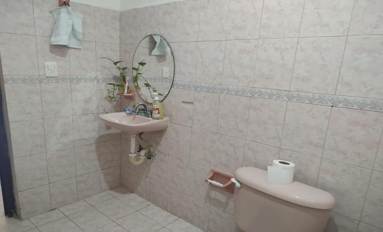Casa Bugambilias Playa Bed and breakfast *