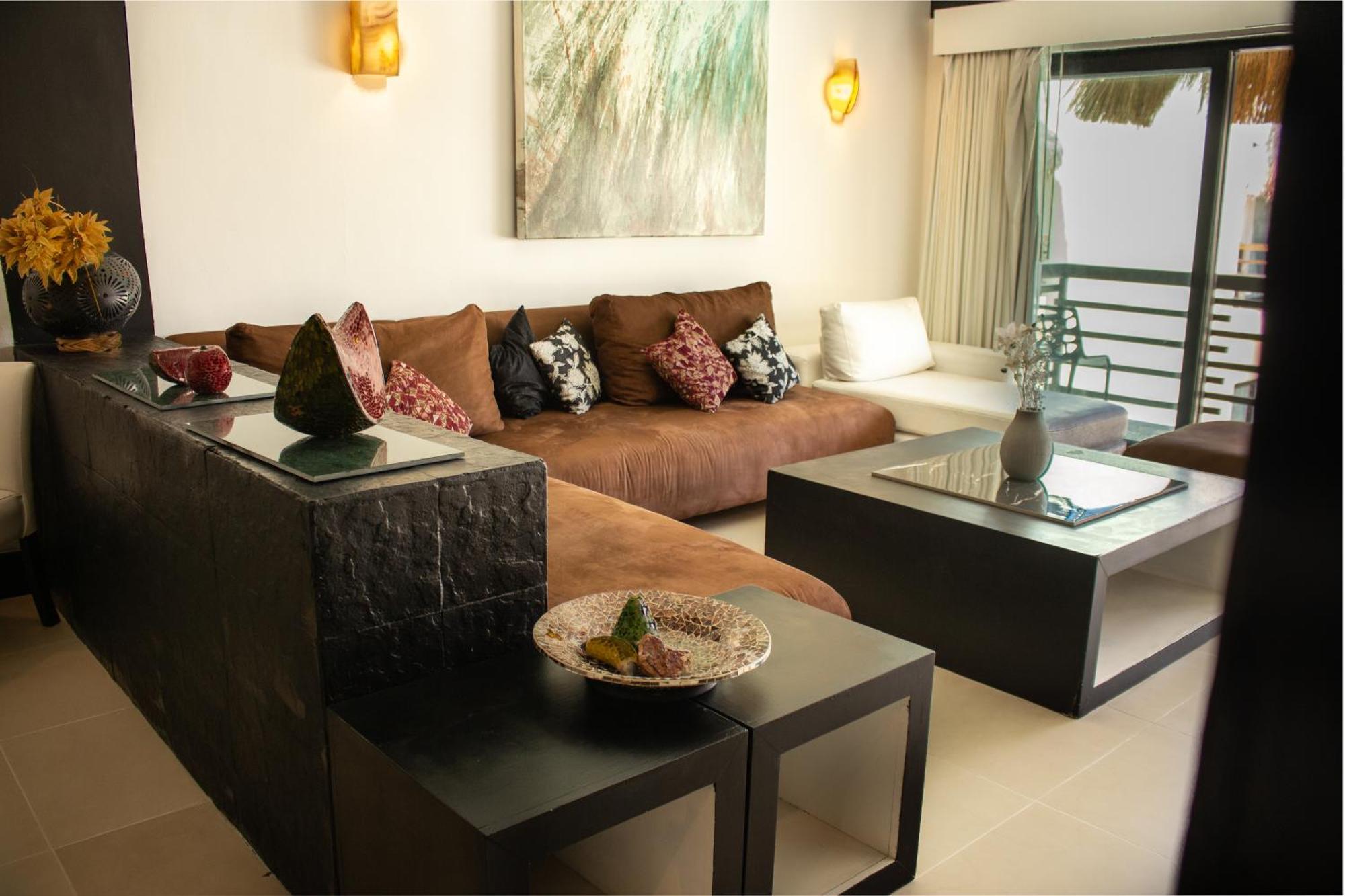 Aldea Thai Apartment