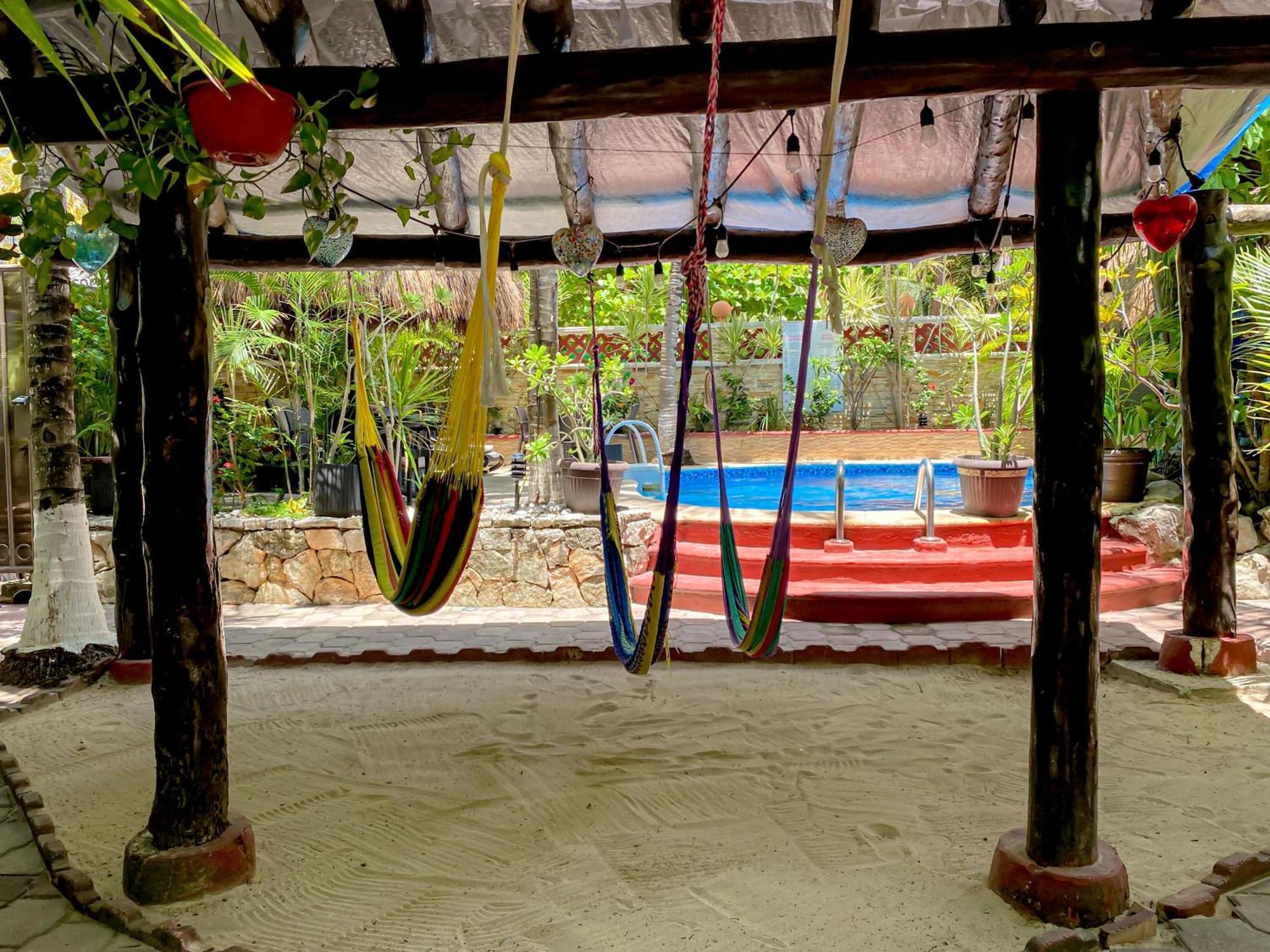 Khách sạn Cocos Adults Only