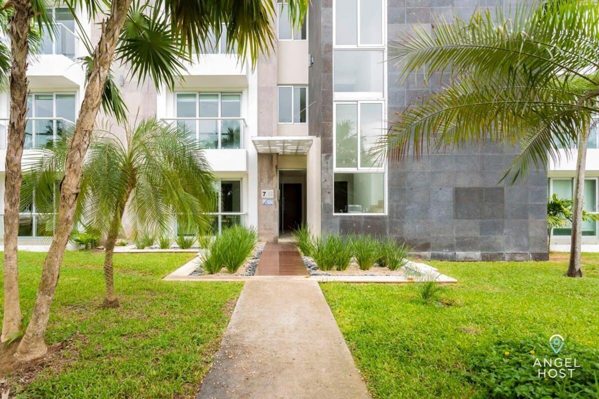 Holiday home Zen Beachfront Condo, Pool, Gym, Golf, Club Playa del Carmen