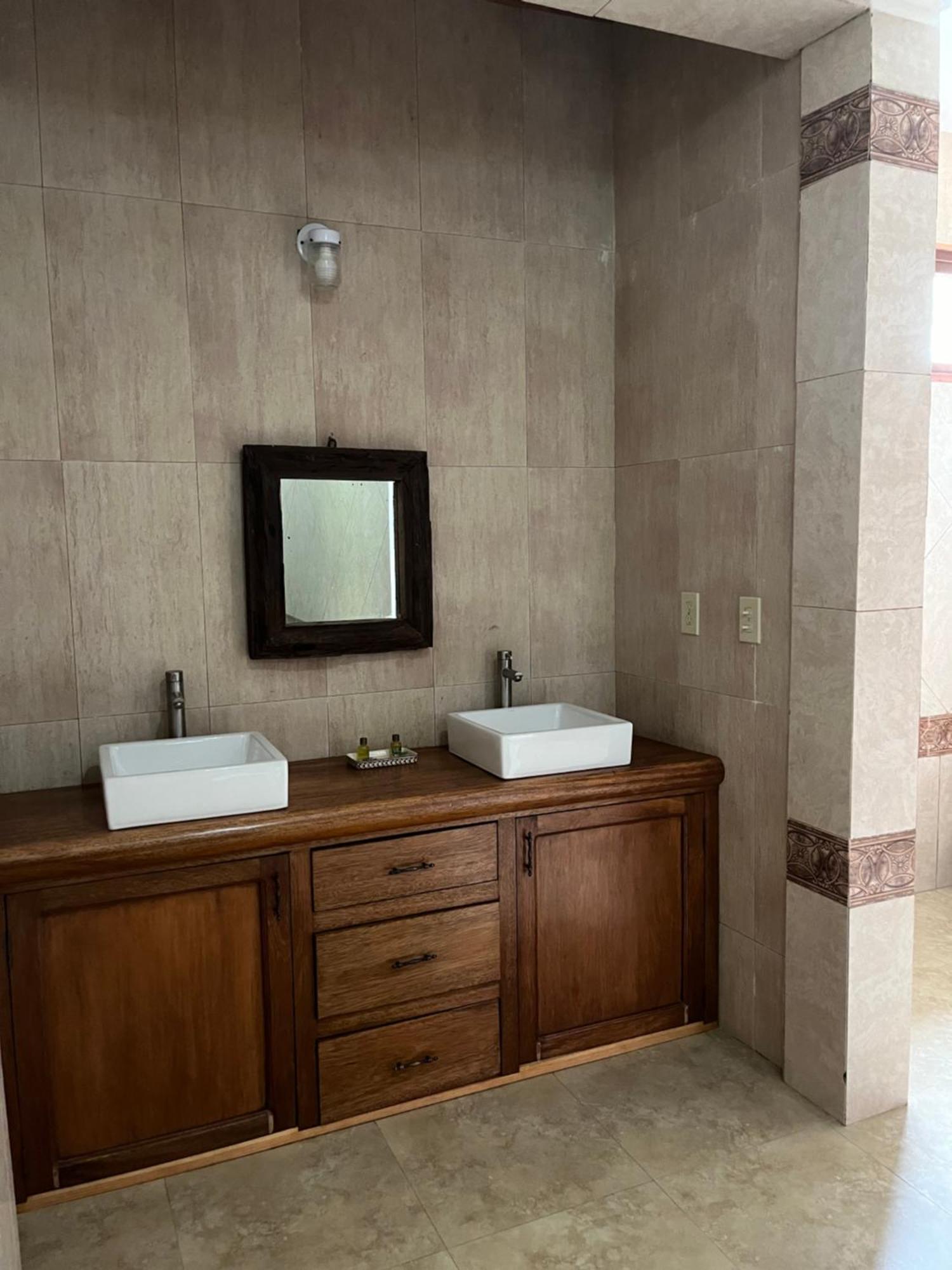Hacienda Valentina 3*