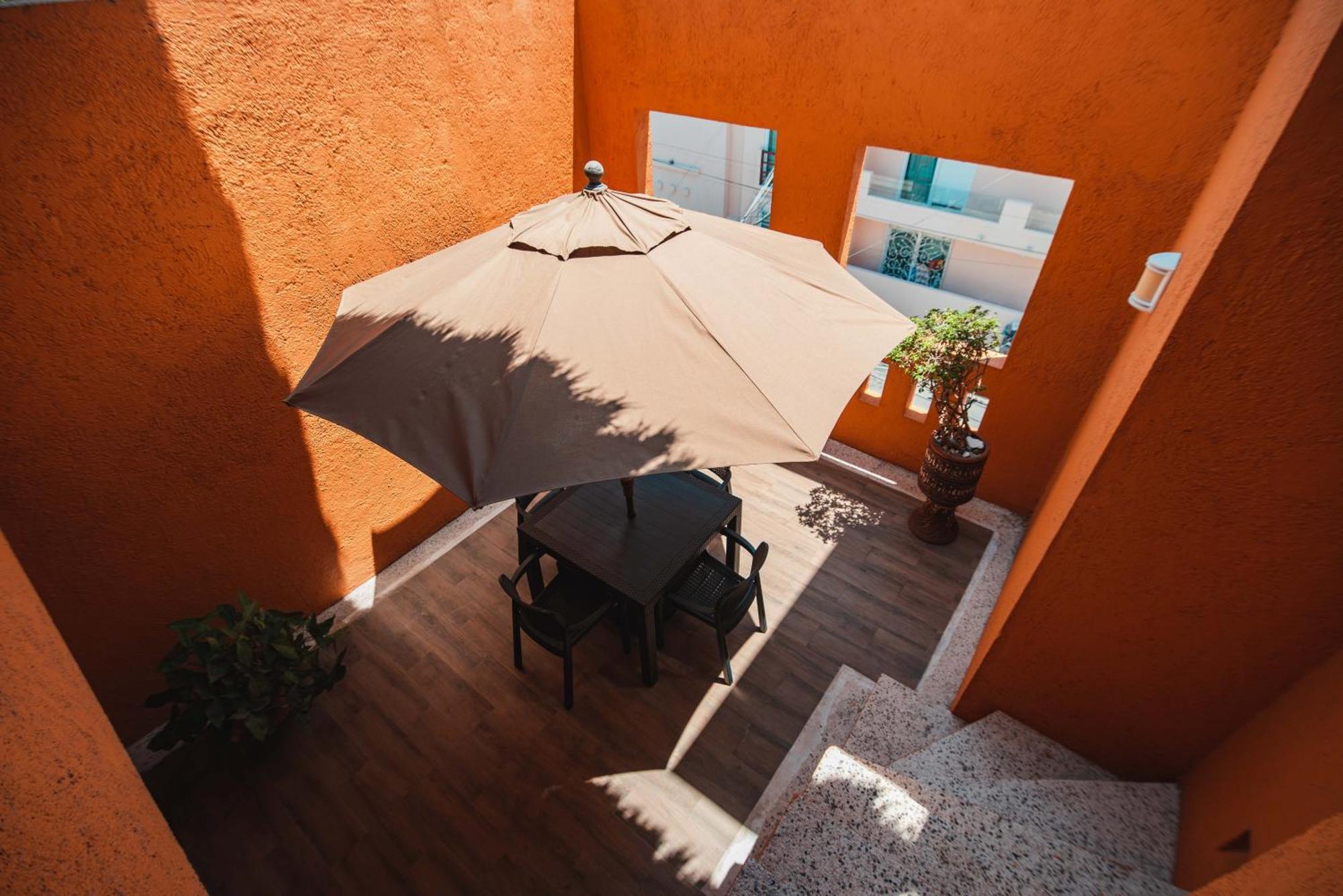 2br Close To The And 1 Block From 5th Av Apartamento