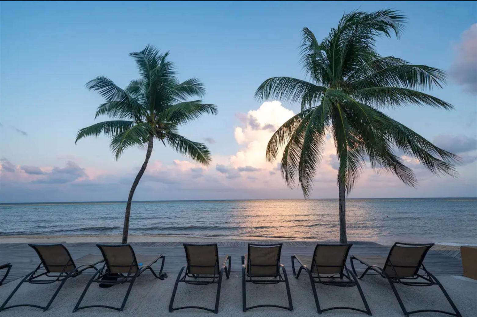 El Faro 204 Surf Two Bedrooms Ocean Front Apartment *