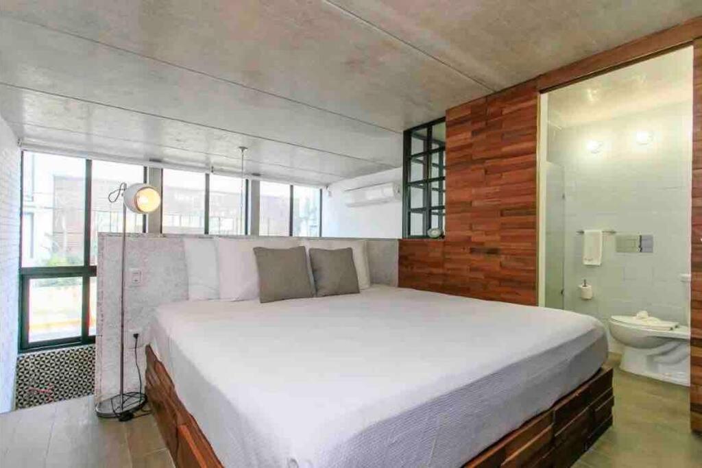 Căn hộ Amazing Loft With Great Location!