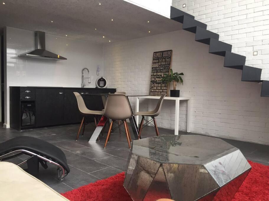 Amazing Loft With Great Location! Căn hộ