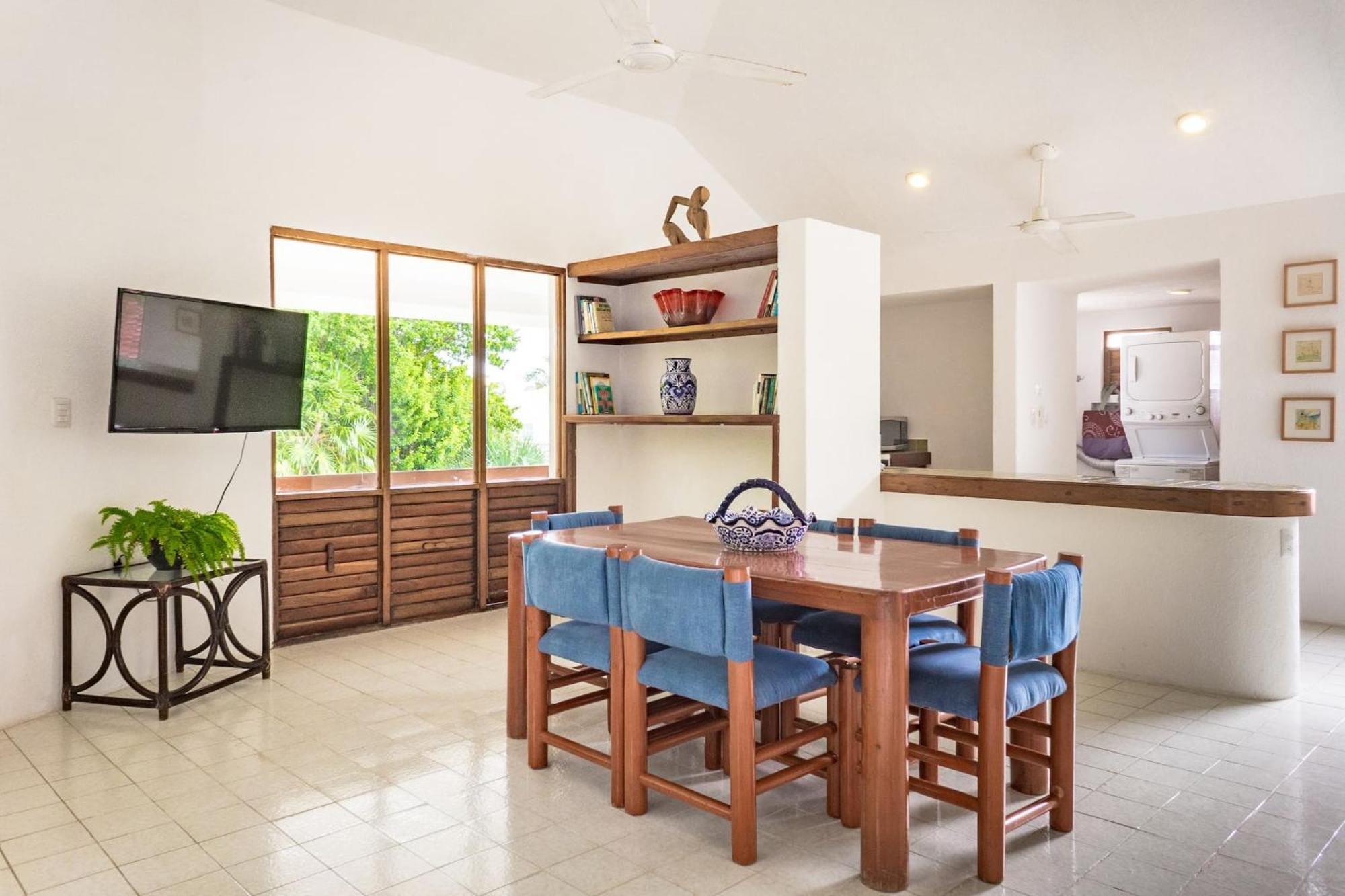 House Playacar I
