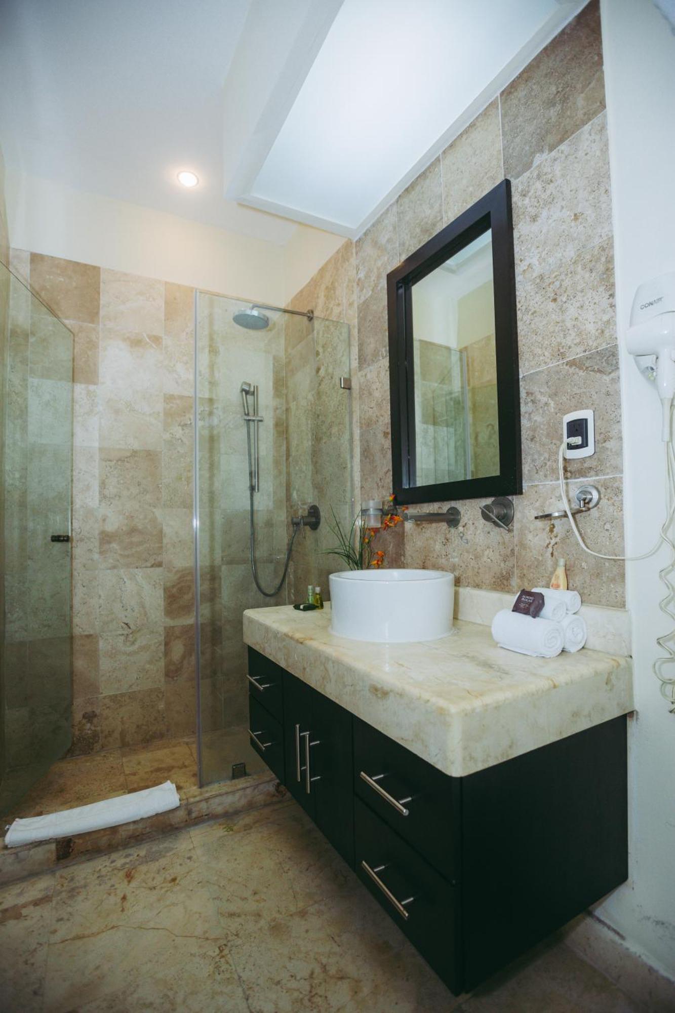 Apartment El Faro 204 Surf Two Bedrooms Ocean Front