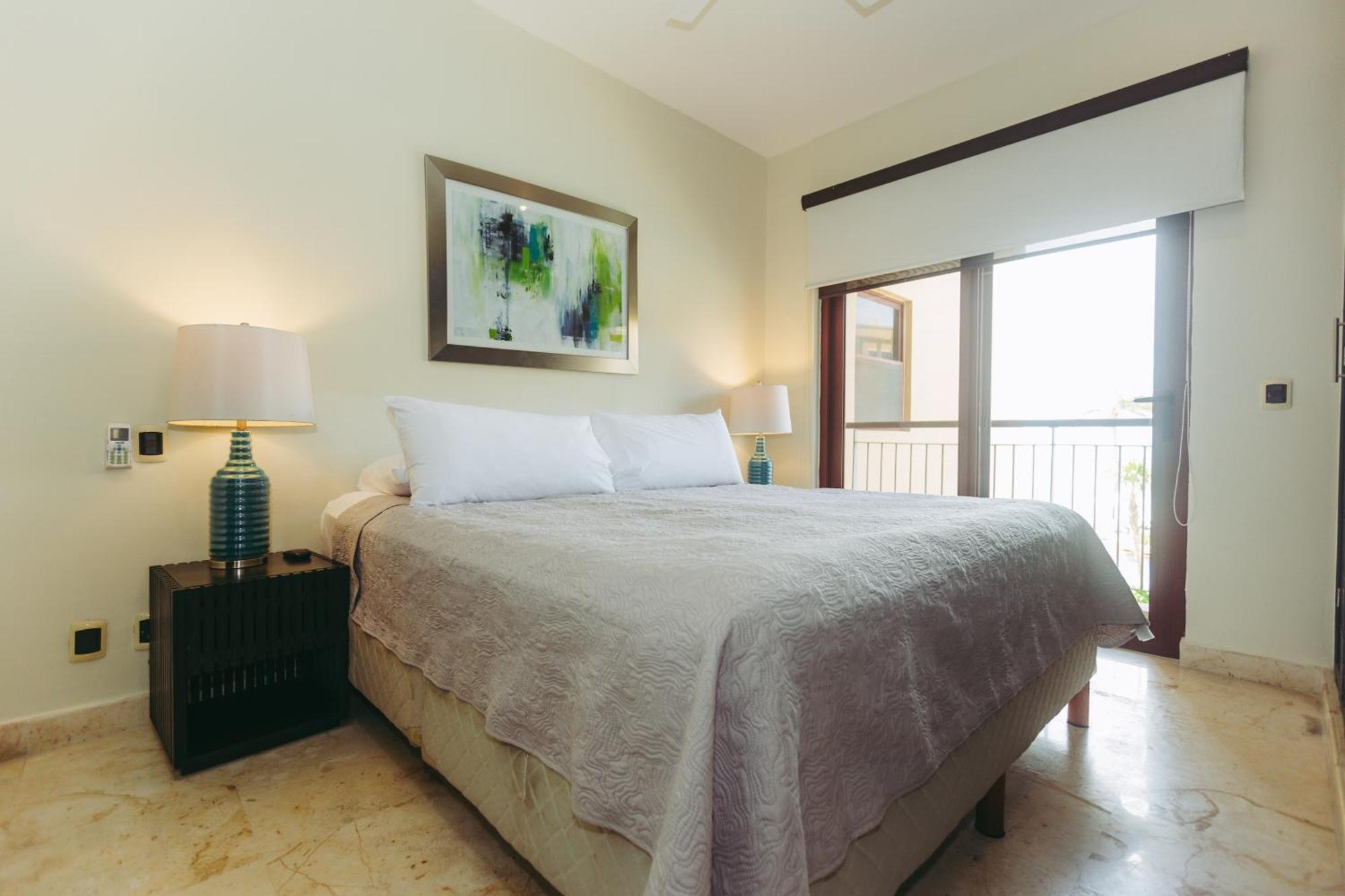 Apartment El Faro 204 Surf Two Bedrooms Ocean Front *