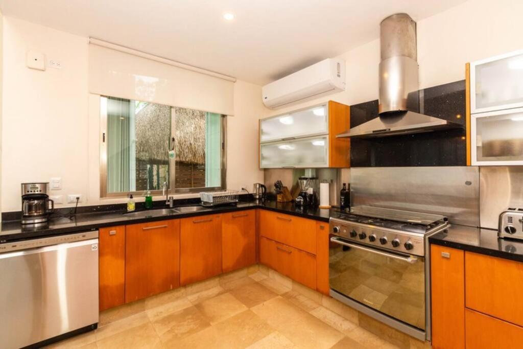 Luxury Spacious 5 Bedroom Playa del Carmen